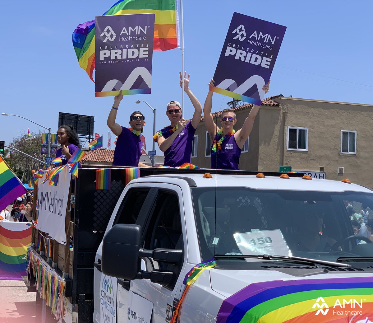 AMNHealthcare's tweet photo. It's a beautiful weekend in San Diego, and AMN Healthcare team members, family, and friends are demonstrating their commitment to #LGBTQ+ equality at #SDPride! #AMNCares https://t.co/sjge2945c9