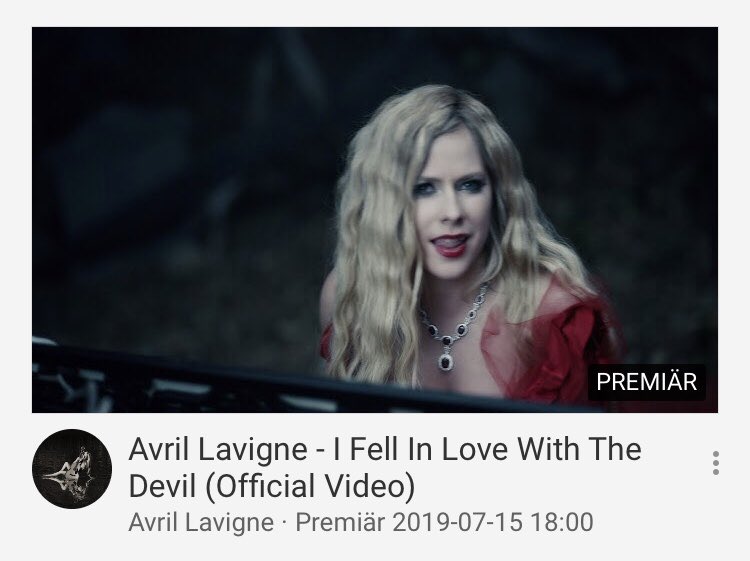 avril_bandaids's tweet photo. The music video for ‘𝕴 𝕱𝖊𝖑𝖑 𝖎𝖓 𝕷𝖔𝖛𝖊 𝖂𝖎𝖙𝖍 𝕿𝖍𝖊 𝕯𝖊𝖛𝖎𝖑‘ by @AvrilLavigne premieres in 20 hours on @youtube. 

The video &amp; chat will be found here: https://t.co/BwAcnZkSKX https://t.co/fXsLMFv4vB