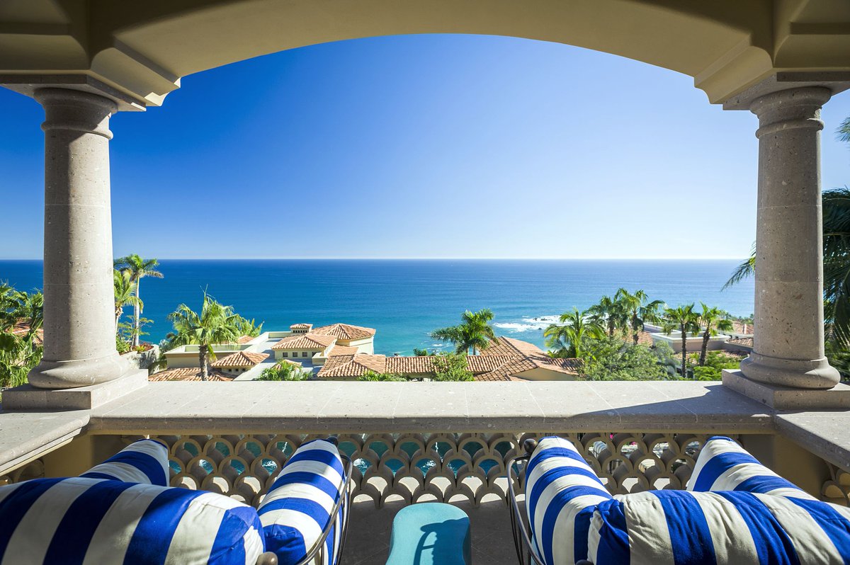 LifestyleInCabo's tweet photo. Villas Del Mar’s Las Haciendas blends classic Mexican architecture with modern style &amp; luxury. Contact me at info@lifestyleincabo.com or visit https://t.co/Oj2JtpaphP to learn more
#LifestyleInCabo #LosCabosRealEstate #InteriorDesign #VisitCabo #LuxuryHomes #RealEstateInCabo https://t.co/jrV4RxUPul