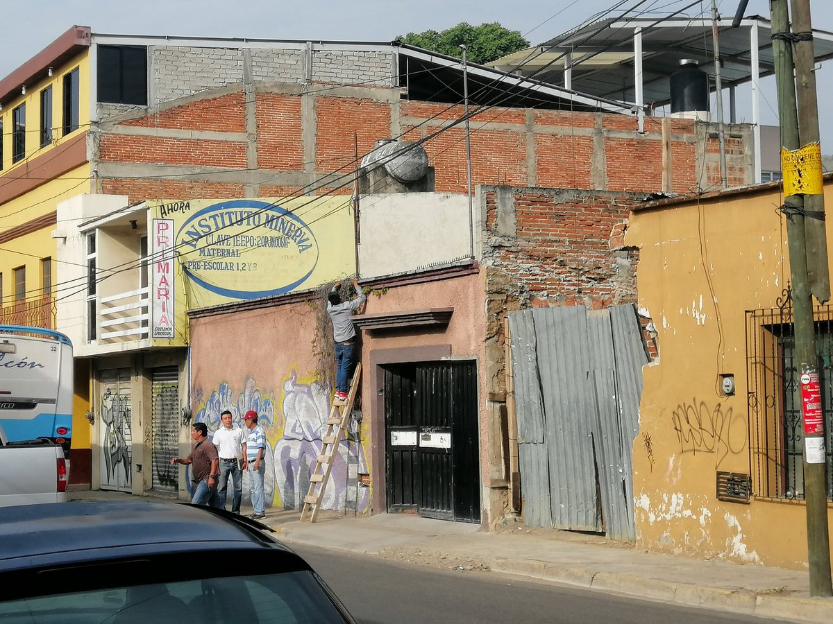 imperllantasoax's tweet photo. @onalos_enrique @alejandromurat Ahí estuvimos #MacroTequio https://t.co/aVqOevIuKe
