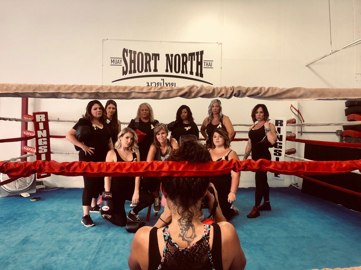 FeelBetterSquad's tweet photo. Behind the scenes of things to come... 🎗#PediatricCancerAwareness  
 
So many thanks ❤️
📷 Erin Burke Photography 
🥊 Short North Muay Thai 
💇🏼‍♀️ Out of the Woods Salon
💄Kat Epneris 
💄Carla Pfeiffer https://t.co/og3YC0Tyax