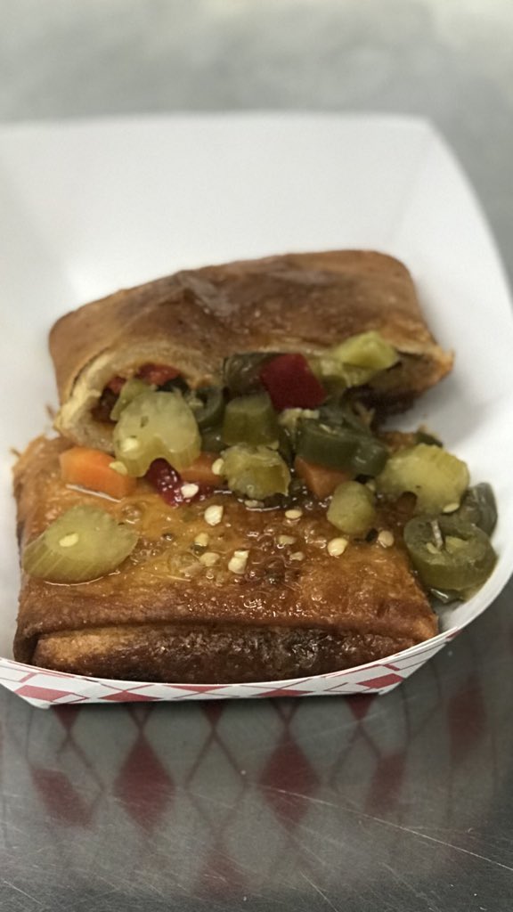 BrightRelish's tweet image. Pizza puff stuffed with girdineria &amp;amp; a long horn topped chicago style @B52Brewing