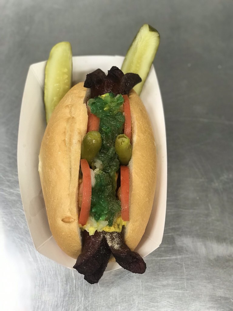 BrightRelish's tweet image. Pizza puff stuffed with girdineria &amp;amp; a long horn topped chicago style @B52Brewing