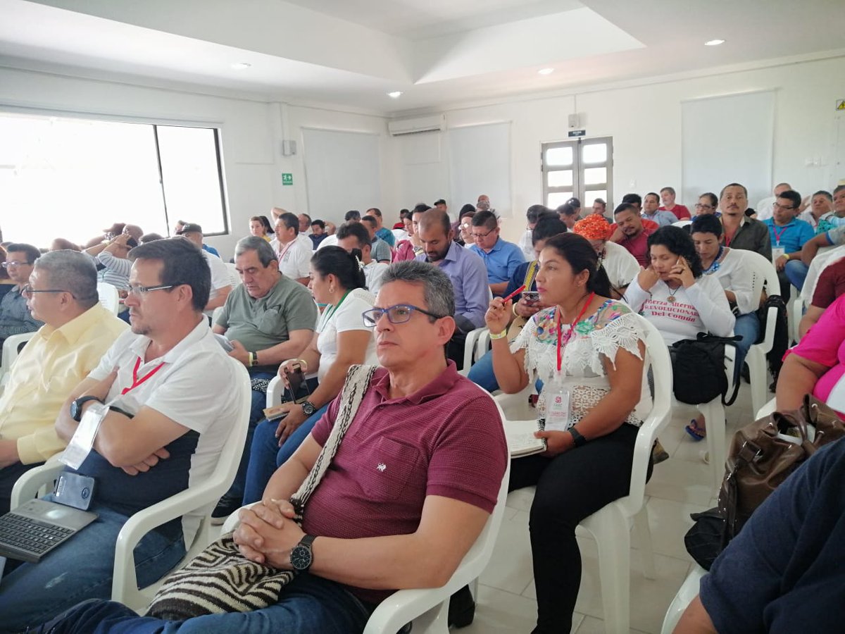 hojeda_m's tweet photo. 4to pleno de farc https://t.co/jDSltynR63