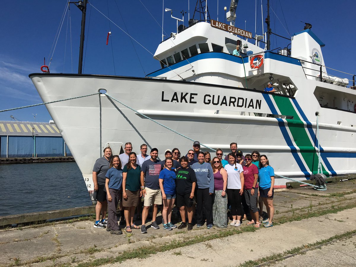 amy_boros's tweet photo. Goodbye @LakeGuardian thanks for an amazing experience! #shipboardscience https://t.co/rxWetQSFaX