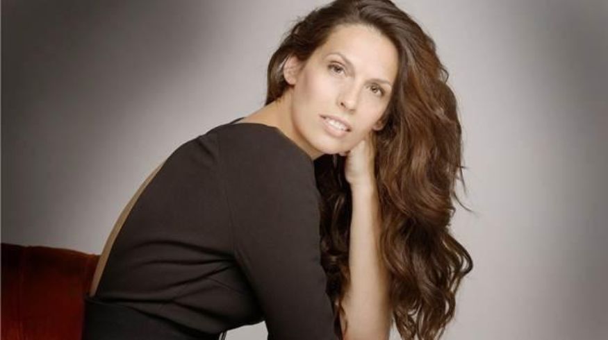 AndreaBisso's tweet photo. Mañana 15:30 nos visita en el piso de #CosasDeMinas #AndyClar, la creadora de #ChicasEnNY (@ChicasenNewYork), donde entrega tips de la gran ciudad. ¡Que sea la primera de muchas visitas! #NoTeLoPodesPerder por #AM1300 😍💃👠💄💋 https://t.co/pVTMrlr0Ji
