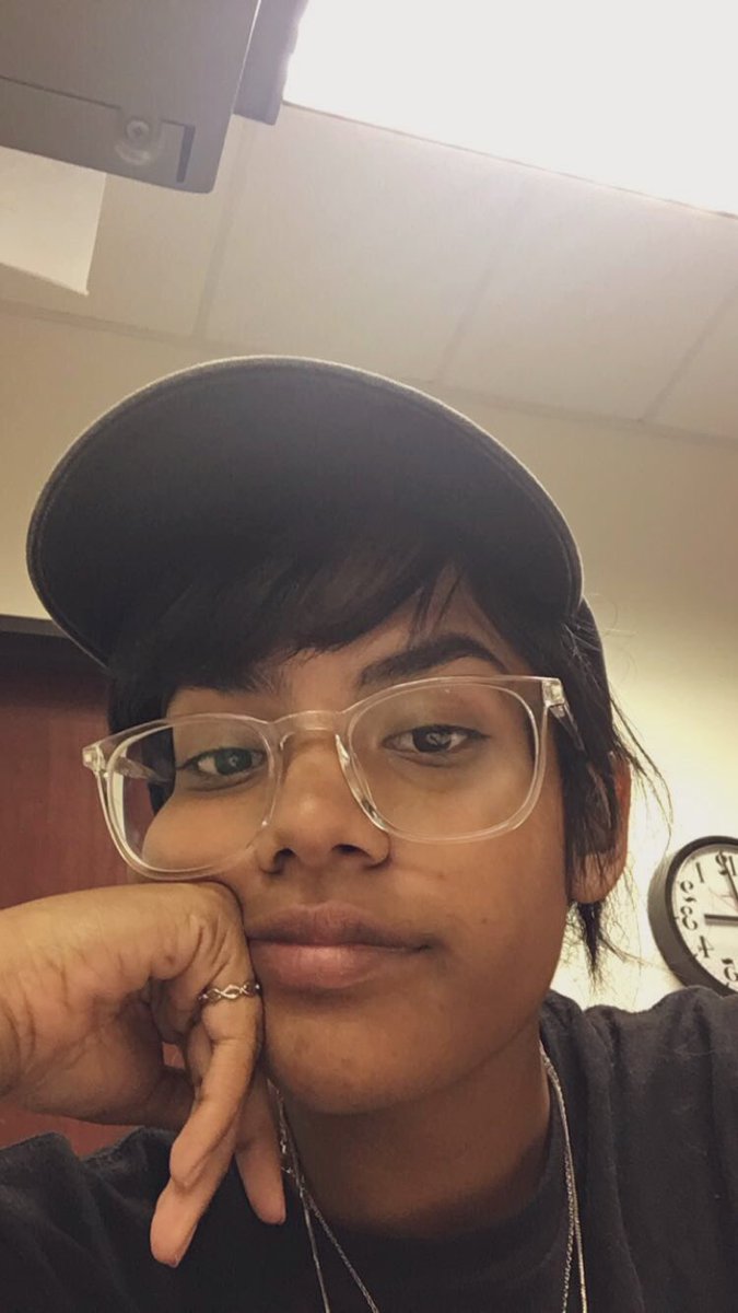 foraging_sonny's tweet photo. I might have a vagina but I’m not your girl
💛💟🖤
#InternationalNonbinaryDay https://t.co/EevqdN9Us5