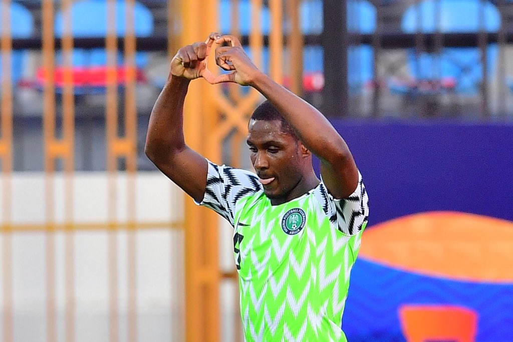 Ighalo has made Nigerians happy more than President Buhari ever will in his two terms in office. 

how many retweets for this man. 
 #ALGNGA