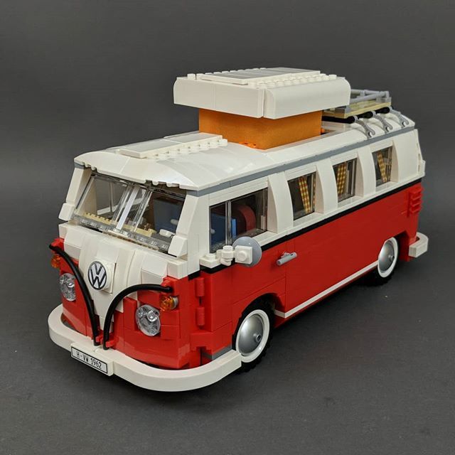 BZP_Tweets's tweet image. It's a bus! It's a camper! It's a #LEGO #CreatorExpert #volkswagen #t1campervan! Thanks everyone who joined the stream!