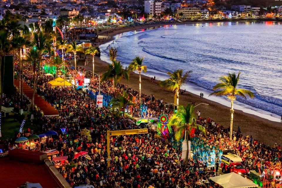 Carnaval Internacional #Mazatlán 2020 del 20 al 25 de #Febrero 🎉🎆🎇