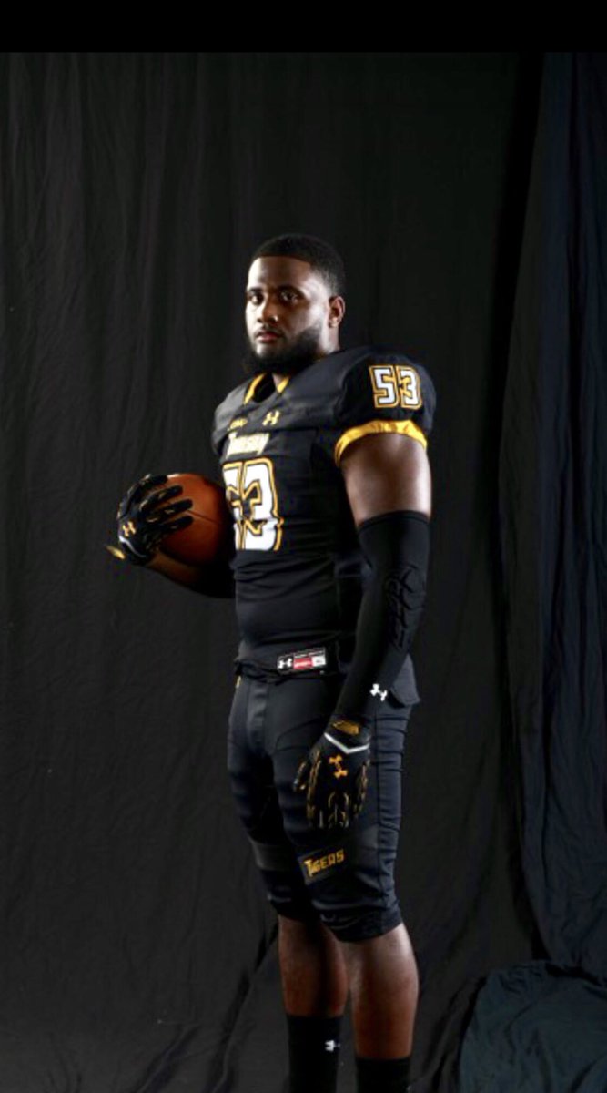 It’s about that time👿🖤🖤