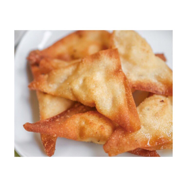 AmericanWontons's tweet photo. Self love Sundays. 

#wontons #allamericanwontons #aaw #womanownedbusiness #shoplocal #yum #yummy #food #foodporn #foodie #massapequa #womanowned #cooking #christmas #flavor #tricountybazaar #frozen #dinner #BuzzFeedfood https://t.co/gP5ReZyB01