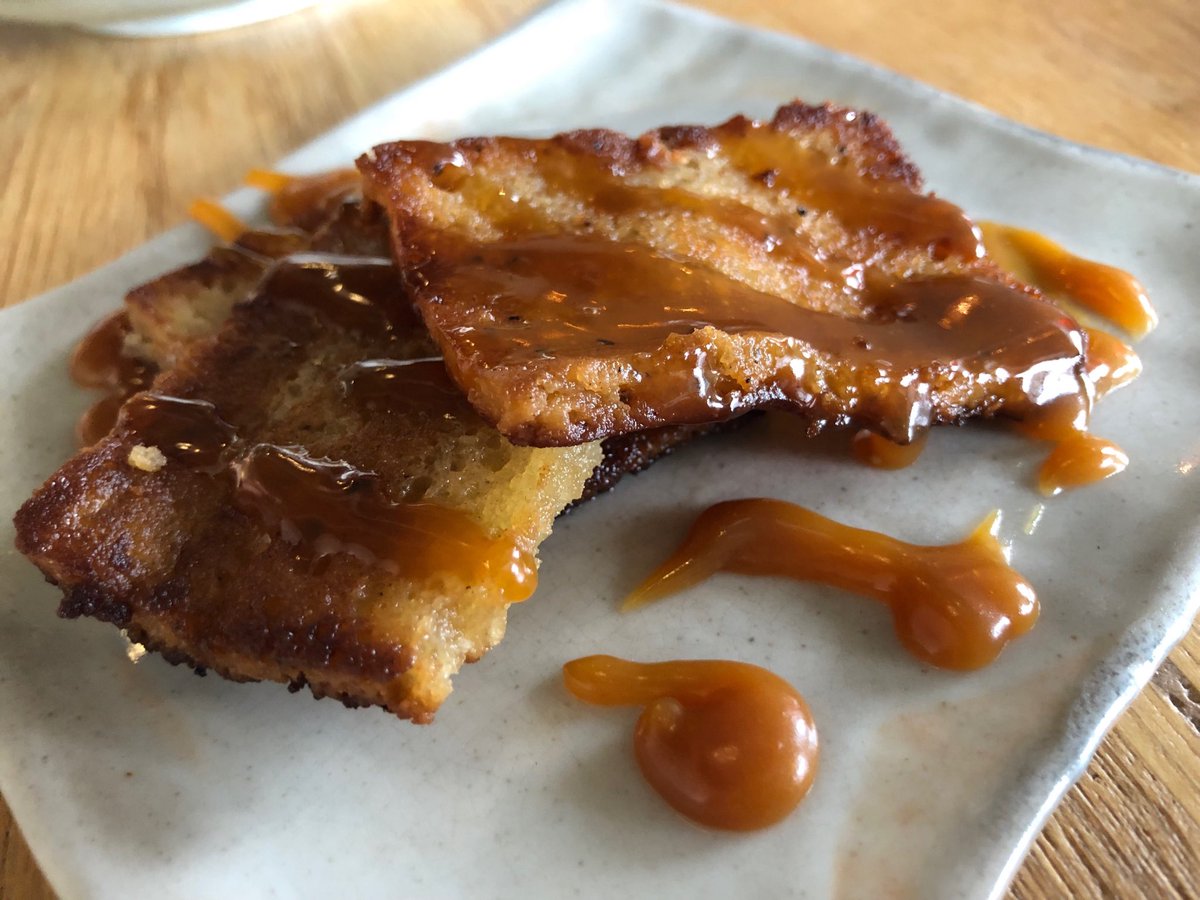 NEW ON THE BLOG: One of my favorite new restaurants <a href="/porridge_puffs/">porridgeandpuffs</a> where I consumed this Brown Butter Mochi and other awesome things. bit.ly/2Y5rdY8