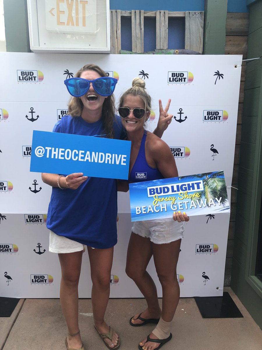 OH_WELLiver's tweet photo. #ODBUDLIGHTGETAWAY #BUDLIGHTCONTEST #REALENOUGHTOGETAWAY @FeliceNavidad_ @jacpaq1 @mal_genna @maagggss_ https://t.co/49UM3zLvJ4