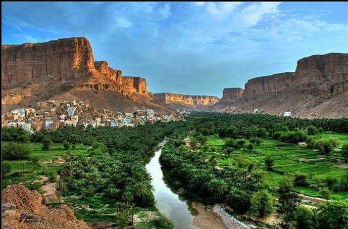 YemenTourismPB's tweet photo. #Yemen would resist to be steady stand on its incredible #beauty #guniunity. #saveyementourism
#Wadidawaan_Hadramwout #ytpb https://t.co/6Rv0Rv6tD2