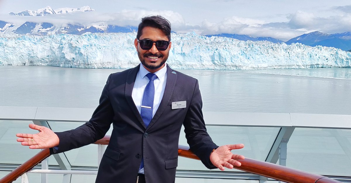KumarManash002's tweet photo. The largest tidewater glacier in North America at a whopping 76 miles long and 1,200 feet deep, The magnificent Hubbard Glacier.
#bestofalaska
#glacierview
#shiplife https://t.co/O7cHqtN04p