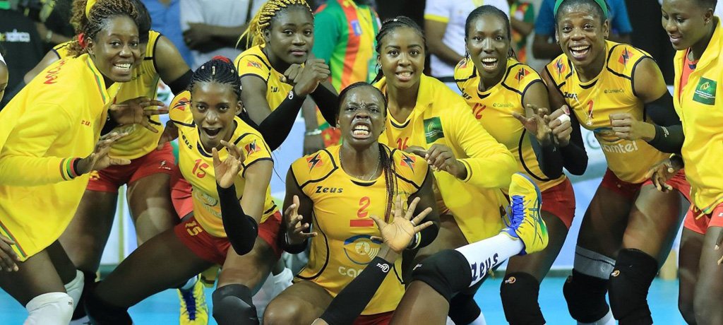 CameroonPm237's tweet photo. Bravo les CHAMPIONNES !!! Congratulations ! 
You did it again.
Proud of you.🇨🇲🇨🇲🇨🇲 
@CMRFECAVOLLEY
#volleyball
#AFCONNaOurOwn
#237Community
#ProudCameroonian 
#DionNgute
#Cameroun
#Cameroon https://t.co/pnA8R0eQSi