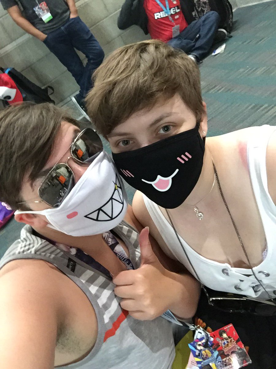 KingJellyphish's tweet photo. Happy non-binary day~ here’s me and my nb babe @ginmushroom #NonBinaryDay #nonbinarycouples https://t.co/ZXGC7sY8oI
