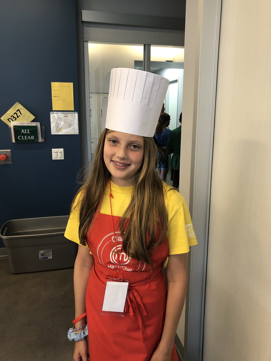 AngelaNordyke's tweet photo. Just dropped @KateNordyke off at #CampMasterChef &amp; got to meet the lovely &amp; talented @justchefjasmine @MASTERCHEFonFOX #Junior #Champ https://t.co/u6cQ0ZDbAe