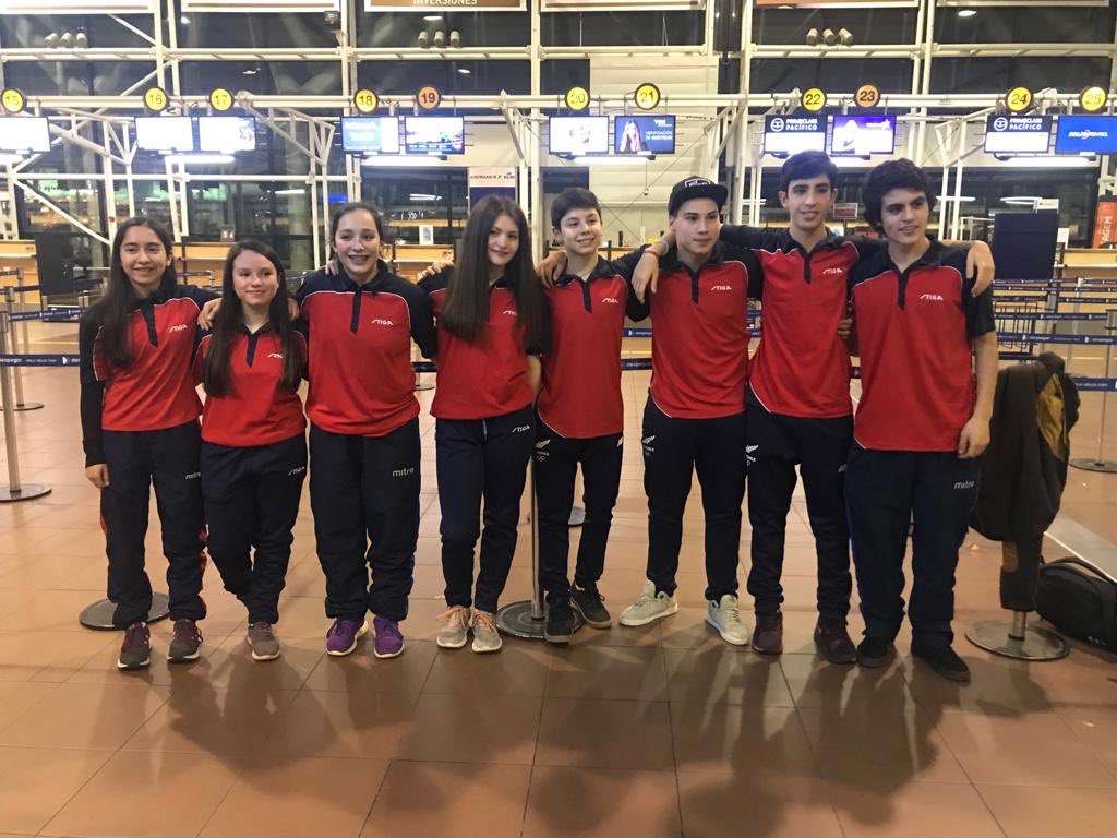 nqsobell's tweet photo. Selección Chilena Infantil de Tenis de Mesa vía Latinoamericano Colombia Medellín 2019 
#tenisdemesa #tabletenis #fechiteme 🏓 🇨🇱💪🏻 https://t.co/aWhekN9iPm