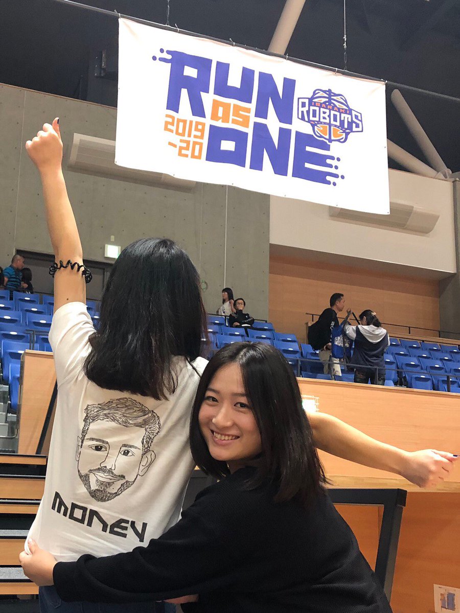 aamoney27's tweet photo. スタートアップイベント💙
茨城ROBOTSとの
空間だいすき🧡
選手andスタッフの皆さん
お疲れさまでした!
#茨城ロボッツ
#スタートアップイベント
#水戸
#アダストリア
#マニーT
#てづくり
#台湾タピオカ
#TTea うまし😉 https://t.co/qO0fwVOsZk