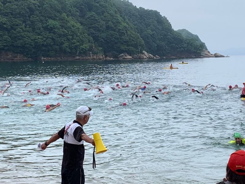 MyHiroshimaLIVE's tweet photo. Helped out at the Kurahashi Aquathlon yesterday as a part of the SUP rescue team.
Shout out to all the swimmers/runners and to @marineclubcarpboat who helped put this together and hosted us.
#outdoorweekend #aquathlon #carpbeach #εζ© #sup #bbq https://t.co/8hb0ceIL8q