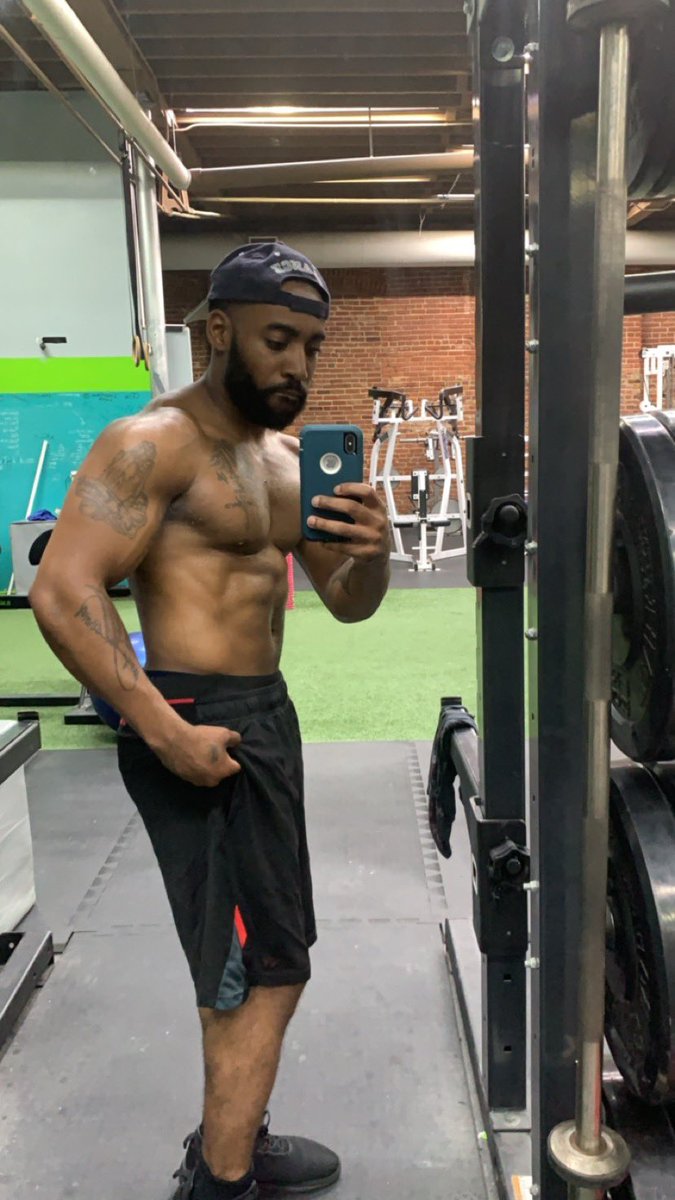 Tooke_DoinIt's tweet photo. Truly leaning out #leanmuscle #leangainz #leanbulk #physique https://t.co/JN4j8NylIc