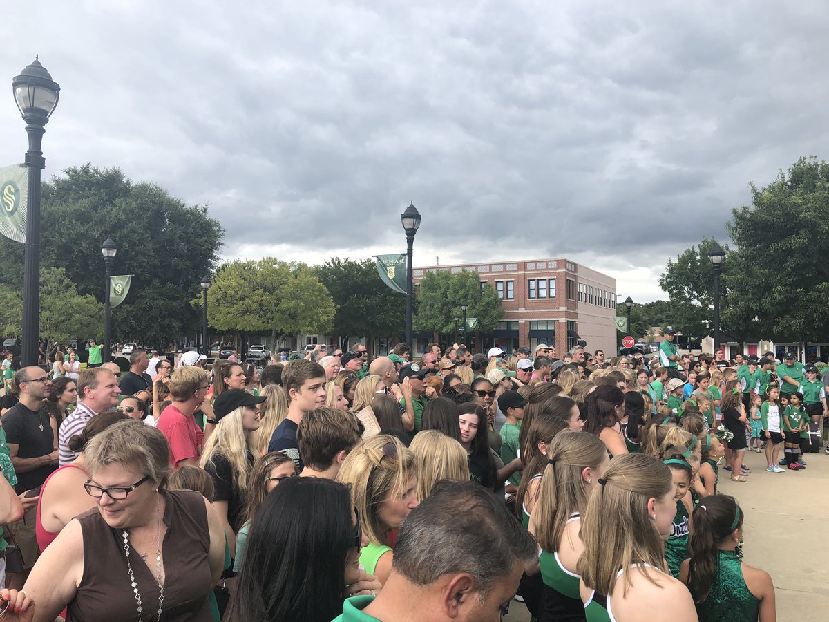 Carrollisd's tweet photo. What a great afternoon celebrating @emeraldbellestx and their journey on @AGT!!!🌟 Thanks to everyone who came out to support the girls! 👏🏻👏🏻👏🏻 @CarrollSRHigh @CarrollHigh @CABCSLC @SouthlakeDPS @SLCarrollCheer @CarrollDragonFB @CDragonBand https://t.co/ZNqgPb8un5