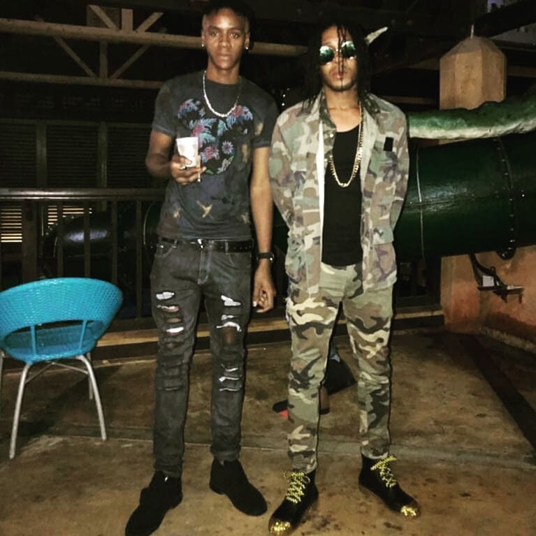 Rtadaxmedia's tweet photo. @rtadaxmusic
One Pinnpulla Nation,
Maddness an Baddness Go Together Well, ee..! Pinnpullas, Best So Far, til D death ☠ A mi. #pinnpulla
#rtadax the #FirstSalary
#rtadaxmusic #thank #life #Earthstrong #dancehall #dancehalldaily #military #billboard #artist #strong #BBNaija https://t.co/T75F4XxpGi