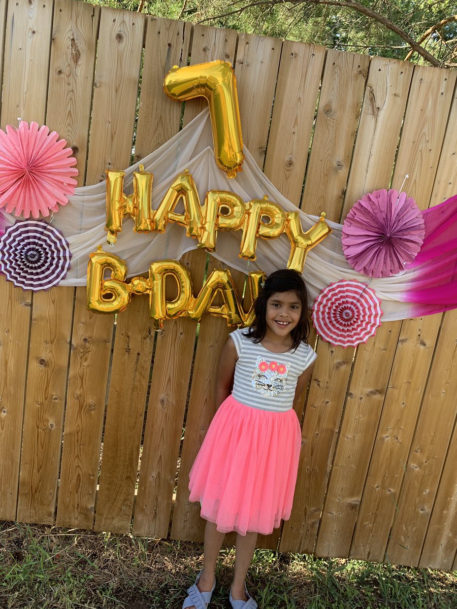MrsSwatiDixit's tweet photo. Now that she is 7 she doesn’t want me to call her a baby anymore, especially when around her friends! #growingup #turned7 #notababy #grownup #girlslife https://t.co/izw5BlyQ6r