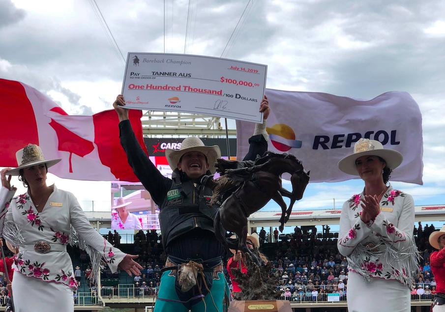 CS_Rodeo's tweet photo. CONGRATULATIONS 🙌🏼🙌🏼🙌🏼

Tanner Aus is the 2019 #csrodeo Bareback Champion with 92.5 points on @calgarystampede Yipee Kibitz #ChampionshipSunday @tkaus564 https://t.co/1cojQ20Oje