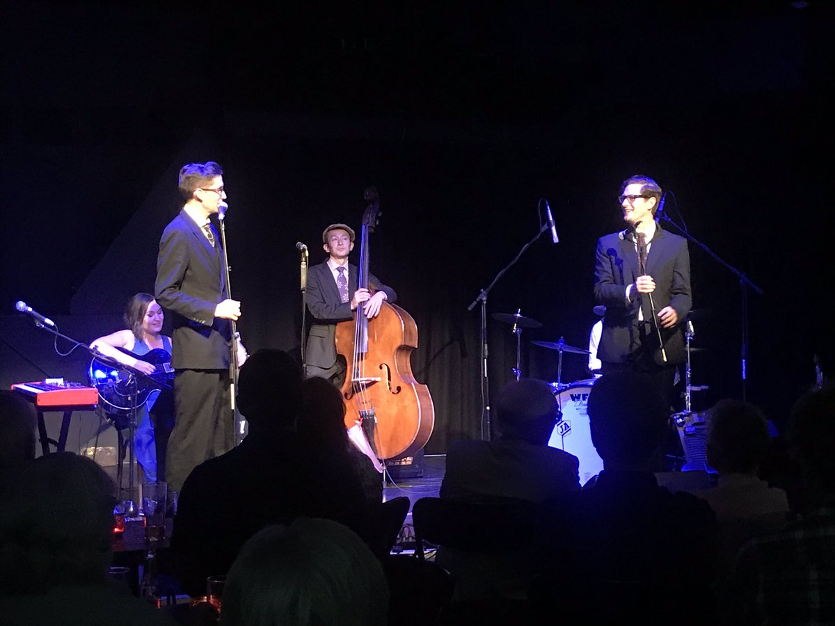 seadaisy81's tweet photo. @shirttailstomp were simply fabulous in Penzance tonight, everyone should go see them! https://t.co/BJ6huoOzxv