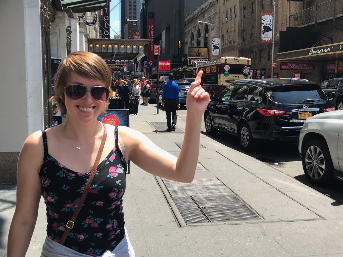 chelsey_wirth's tweet photo. 🎶”Can I be real a second? For just a millisecond? Let down my guard and tell the people how I feel a second?”🎶
@Lin_Manuel and the entire @HamiltonMusical production inspiring me for my #bday blog post about #cancer and @fourdiamonds
https://t.co/0iwfJjjU4o
#ftkalways https://t.co/astGSJG7Zl