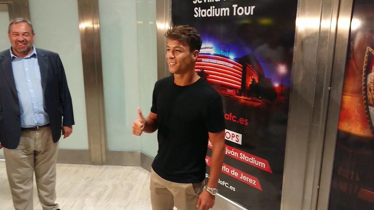 nervionrules's tweet photo. Aquí está el noveno fichaje de #Monchi. Oliver Torres llega a Sevilla. https://t.co/FHgjYvKq37