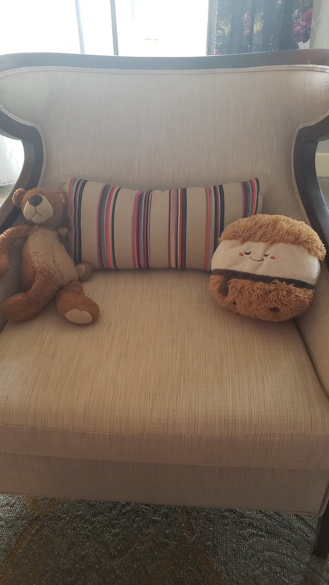 brendadrakepio's tweet photo. Smorino and Smorina are all checked in and ready for #NSPRA2019!!! #GetSmore @SmorePages https://t.co/mUbj7TH2tx