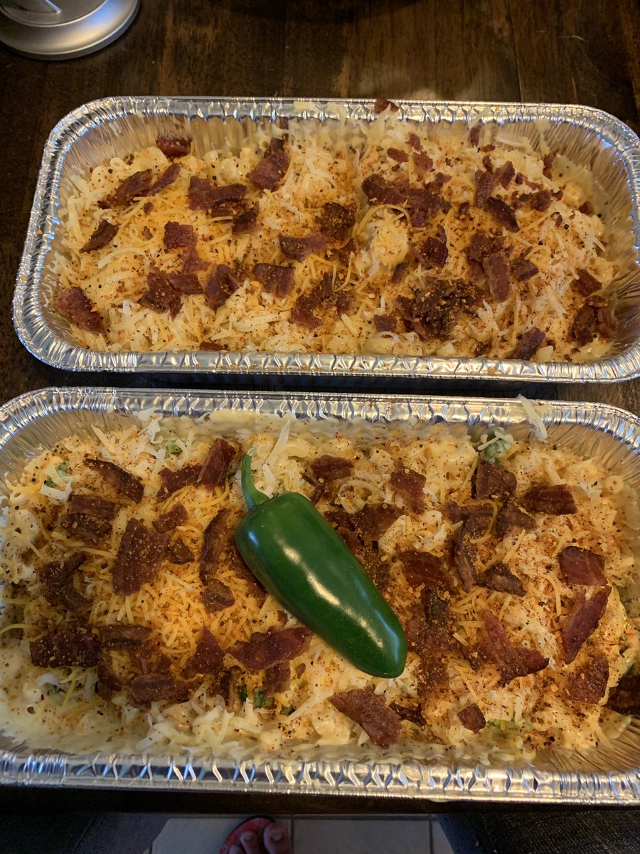 bmoneygolf's tweet photo. #NationalMacAndCheeseDay about to go into the @PitBossGrills smoker https://t.co/nOUkRKuvYF