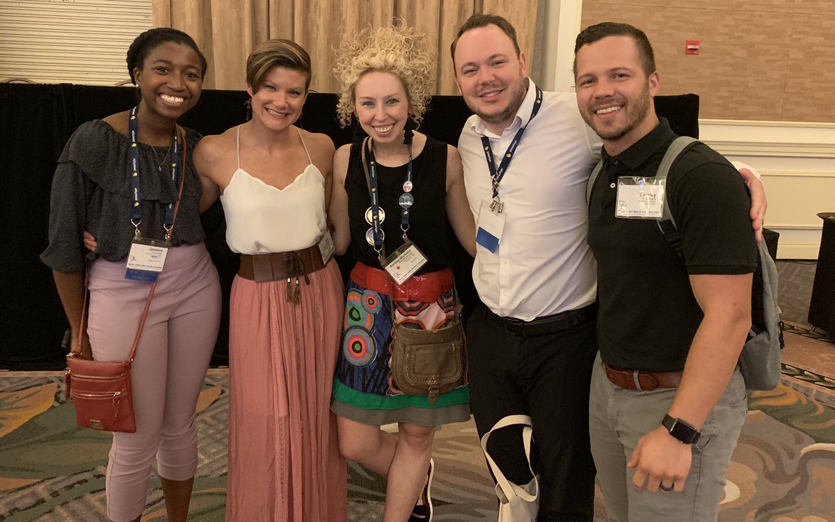 AMThublin's tweet photo. So excited to connect with these 5 @NCSPRA under 35 #SchoolPR Peeps! ❤️❤️❤️ @MollyMGorsuch @JansonSilvers @Tbuzyan @hager_jasmine &amp; can’t wait to learn lots with them over the next few days! https://t.co/rh9k0LgRR0
