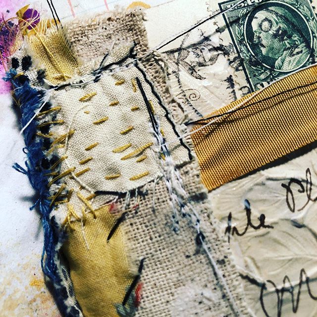 ebodygirle's tweet photo. A little Sunday mending magic. Hand sewn bits and pieces gathered.
#handsewing #mending #sewingswag #artistwoman #creativesoul #sew #instinctualstitching #littlebooks #stitching #smallgivings #smallisgood #seamstress #everydaymagic #whatkristinmade #alt… https://t.co/vFaFdE2AT9 https://t.co/Jm4ONdztQg