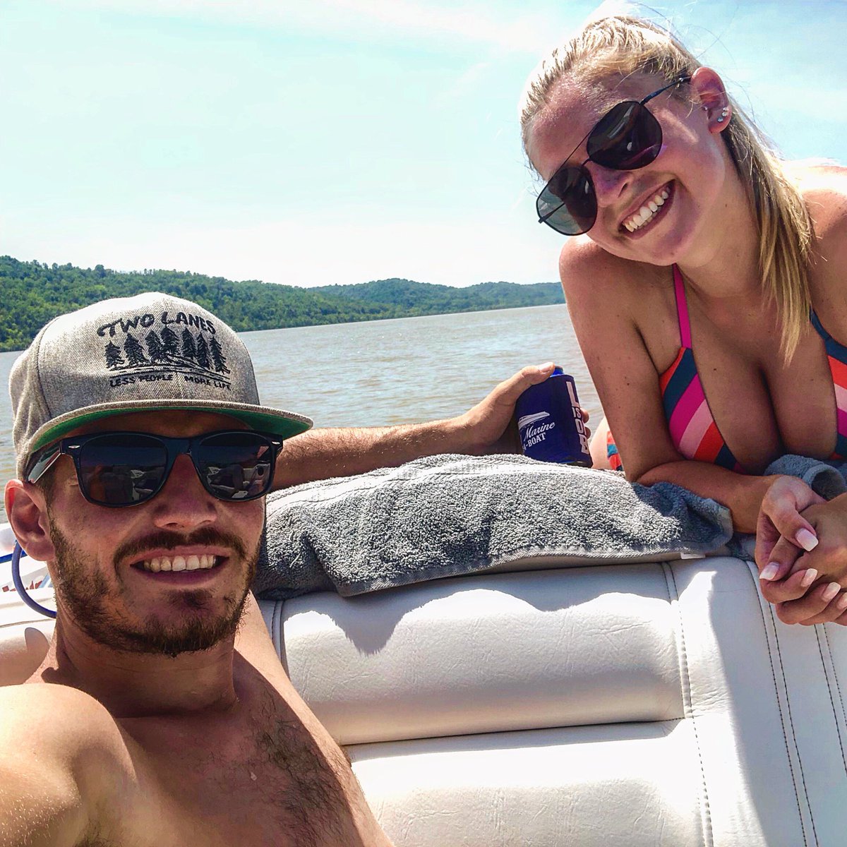nicoledemetro's tweet photo. Sunday funday with my best friend ☀️ https://t.co/lMF0j8uGEC