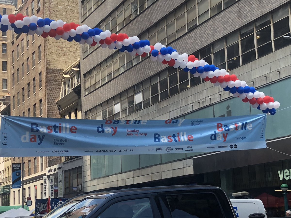 chuckiekitty's tweet image. Happy Bastille Day! #HappyBastilleDay #French #whateverwillbe #fiaf #culture