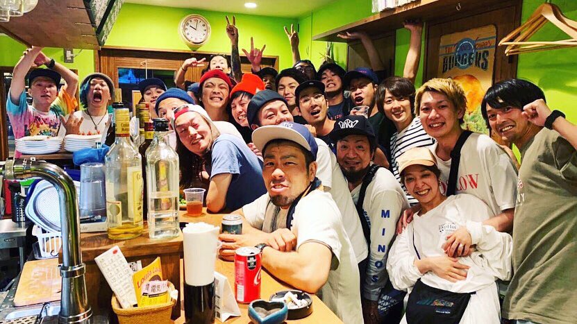 kz88dx's tweet image. 神戸 #wrongvacation

コレでもかっちゅうくらい楽しんだ🤙🌴🌊🏄‍♂️🌞🍺👙✨

#tornado の #getinside ツアー参加マジ嬉🙌🙌🙌

主催が #lastyouthcasually の #チン 君だったんだけどステージ上がってもらった際、皆の

#チンチンコール

は小学生みたいでワロタ😂😂😂