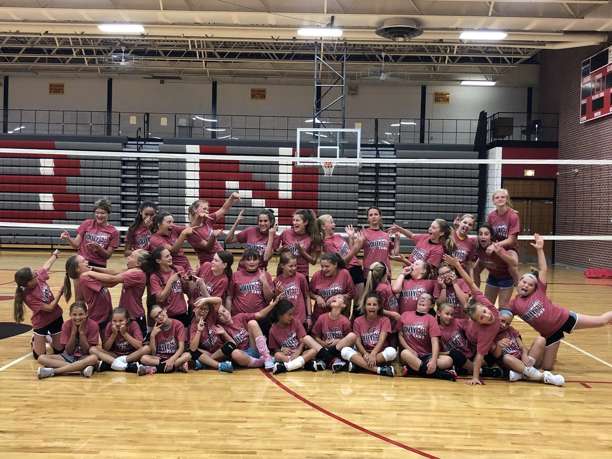 CavalierVb's tweet photo. Two more days of camp checked off the summer to do list for these girls in 5th-8th grade! The future of BN volleyball is lookin’ good!! https://t.co/GmwPO4trzS
