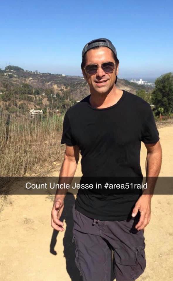 RoCaBiLLy412's tweet photo. @JohnStamos
We’re appreciate the support Uncle Jesse #haveNOmercy #raidarea51 #theycantstopallofus https://t.co/EE9CAU5DFi