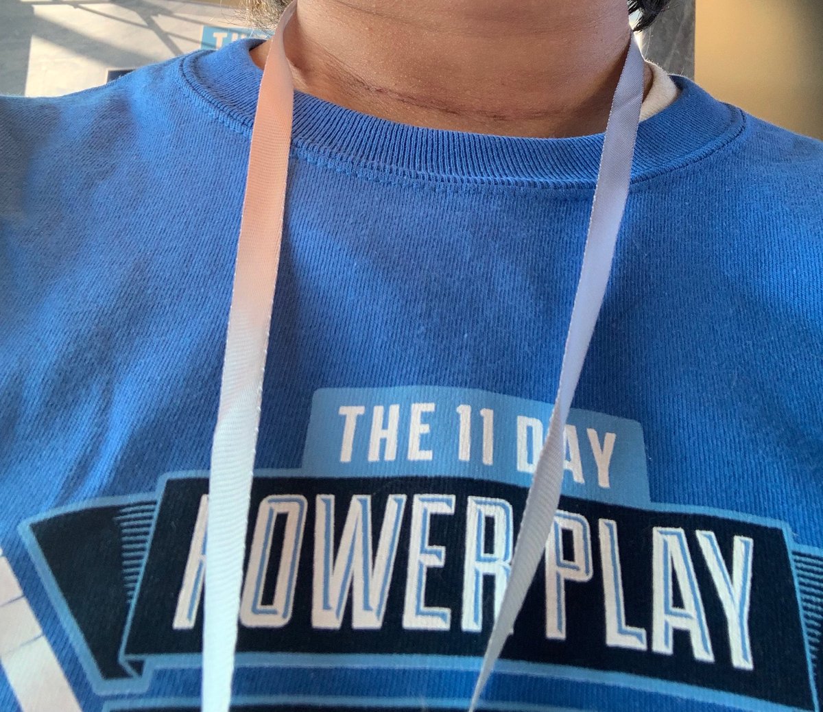 byAmandaOcasio's tweet photo. Took 1 shift helping with player check-in ⁦@11DayPowerPlay⁩ .

Im not wearing a scarf. 🙂

#TeamThyroid https://t.co/Zea4mR6Ekm