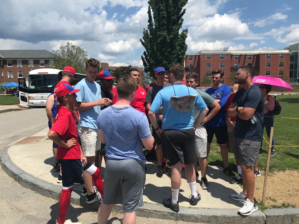 CoachTrudel's tweet photo. Diamond Vision 2020 Group in tour at Tufts. 4 Tournaments, 9 College Tours, 3 Showcases, Cape League Experience, Red Sox Experience - all for one low price. Diamond Vision! There is no comparison.
#EverythingsIncluded! https://t.co/pIbJmsoOuZ
