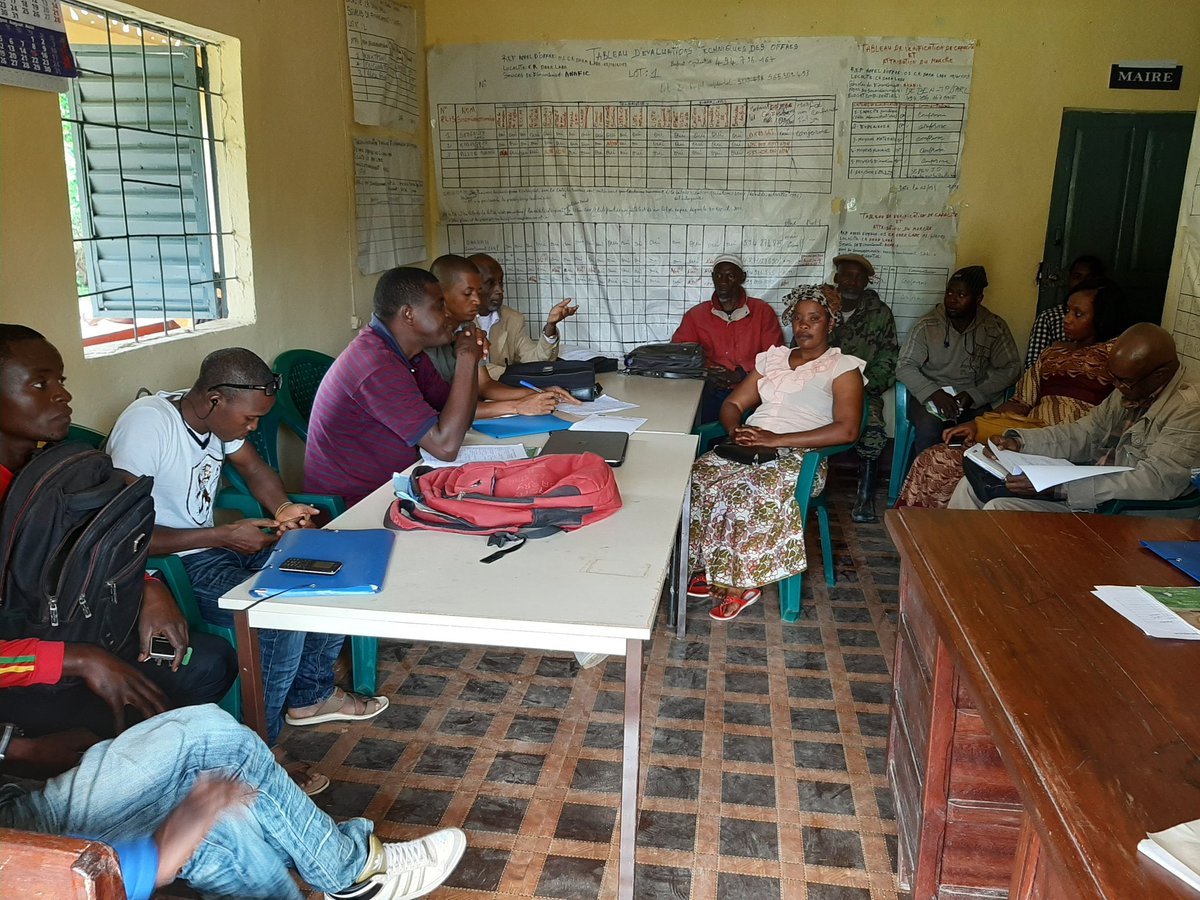 AideGuinee's tweet photo. Forum communautaire sur l'engagement citoyen et des responsables locaux sur l'enregistrement des naissances #DaaraLabé #Labé @OSIWA1 @UNICEFGuinea @planguinee #UJAD #AideGuinee @PNUDGuinee @fhi360 https://t.co/Bv10qHX4RE