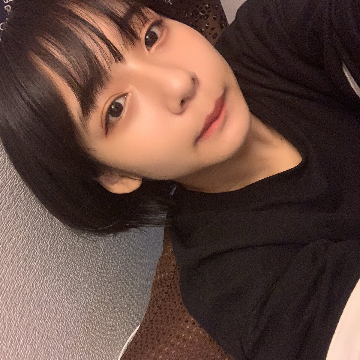 __suzu__chan's tweet photo. 久しぶりにノーマルカメラで自撮った https://t.co/z8kUADWa8M