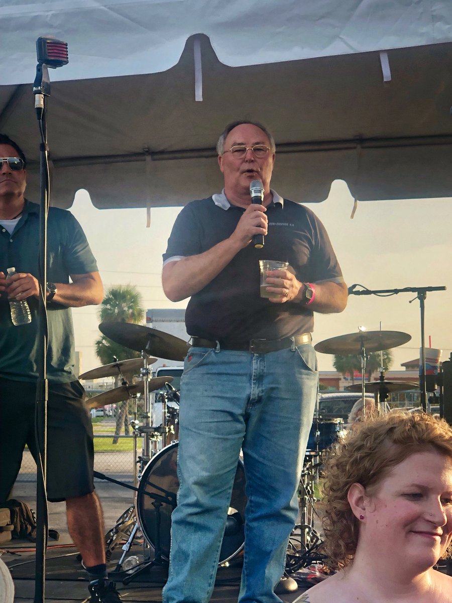 gett_d's tweet photo. Big shout out to @FLORIDABEER for their support of the Astronaut Scholarship Foundation during today’s #giantleap music fest. https://t.co/tLwR1Bufc4