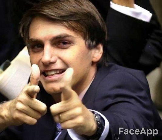 editedsb's tweet image. #FaceAppmeupresidente