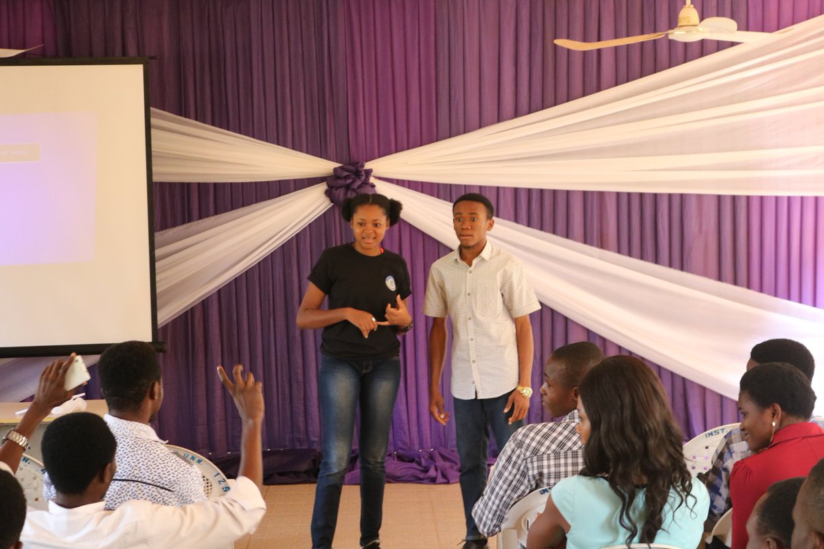 forLoopUNN's tweet image. Here is a recap of Saturdays forloop UNN #NerdFest 

&quot;If you are reading this, sorry its too late&quot;

Here is a a comprehensive #thread about it.

We started by having our very own @LeeEzeakor  and @Eugenedotfig do the ice breaker session with the attendees.